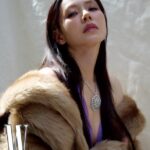 女優ソン・イェジン、破格的なグラビア公開…セクシーさは“仕方ない”