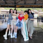 「i-dle」、日本の漁村を背景にした「どうしよっかな」のMVティーザーと写真を公開…ノスタルジックな雰囲気（動画あり）