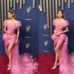 「BLACKPINK」LISA、米エミー賞のレッドカーペットに登場…華やかなピンクドレス姿