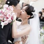 “遅咲きの結婚”女優イ・ユヨン、夫と娘の顔も…美しい結婚式現場を公開