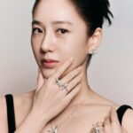 女優パク・チュミ、信じられない童顔の「50代」…ファーストカラーは”優雅さ”