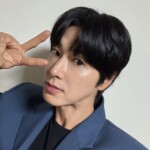 「東方神起」ユンホ、すっきりとしたジャケット姿…キュートなピース
