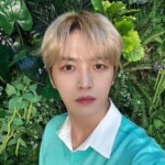 ジェジュン、グリーンニットでいっそうさわやか