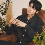「ASTRO」チャウヌ、デニムファッションも品格を持って着こなす