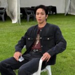 「CNBLUE」ジョン・ヨンファ、秋を感じさせるシックな眼差し