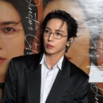 「CNBLUE」ジョン・ヨンファ、クアラルンプールでもまぶしい姿…ダンディなスーツ姿