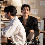 「BTS」V、撮影の合間の笑顔がステキ…広告撮影ビハインドカット公開