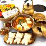 【情報】食欲の秋のギルティメニュー“韓国のかわいい”×“罪深いくまちゃん”『くまちゃんラッポッキ』新発売～くま型のラッポッキ、麺、ご飯の“トリプル炭水化物”!?だけど食べたい!～