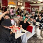「SUPER JUNIOR」イトゥク、メキシコでメンバーそろってハンバーガーのモッパン