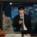 俳優パク・ソジュン、新ドラマ「キョンドを待ちながら」のスチール公開…切ない退勤途中