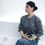 スジ（元MissA）、秋の雰囲気漂うビジュアルで視線くぎ付け