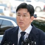 HYBEパン・シヒョク議長、出国禁止…190億円の不当利得容疑で