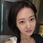 女優パク・ボヨン、白いTシャツを着ただけで「こんなにきれいだなんて！」 …さわやかな「夏」の日常大放出