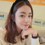 女優カン・ソラ、白ニット&ジーパンの爽やかさなビジュアル披露 女優カン・ソラ、白ニット&ジーパンの爽やかさなビジュアル披露