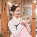 「少女時代」ユナ、美しい韓服姿で秋夕のあいさつ