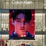 「BTS」JUNG KOOKを前面に立てたカルバン・クライン、中国国際輸入博覧会に初参加…“最高の広報大使”