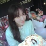 ハン・ジミン、ティンカーベルのようなビジュアル…クランクアップ後のサプライズに幸せいっぱい