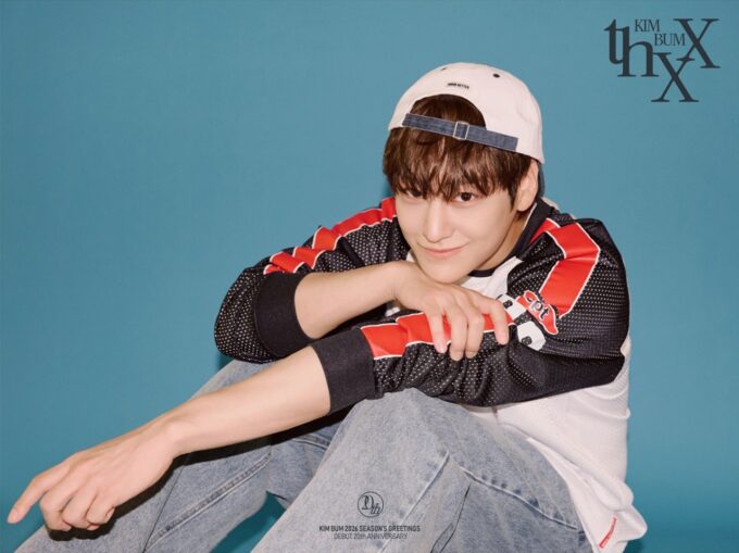 俳優キム・ボム、デビュー20周年記念のシーズングリーティングを発売