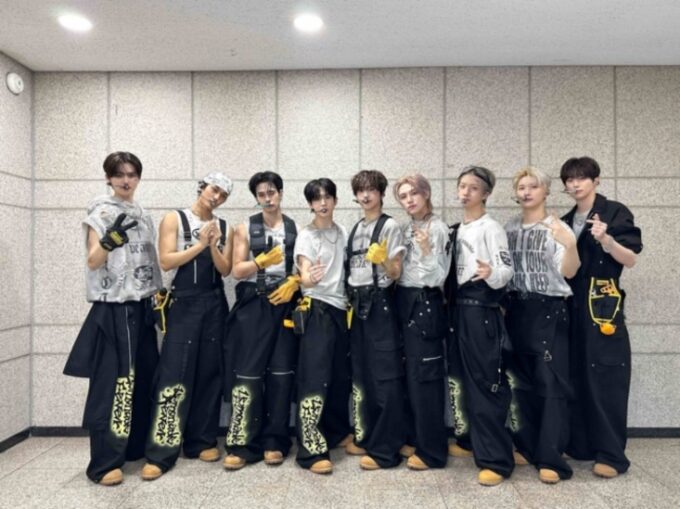 K-POP・アジア CRAVITY CRAVITY」、単独コンサート「Dare to Crave」のコンセプトフォトを公開