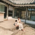 モデルのムン・ガビ、息子との写真を公開後SNSコメント欄を閉鎖しても「いいね」などで熱い応援続く