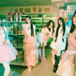 「ILLIT」、日本の人気テレビアニメ「姫様“拷問”の時間です」の主題歌を歌う…人気の歩み