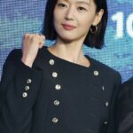 “26年ぶりの再会ならず”チョン・ジヒョン、イ・ビョンホンとの夫婦役共演が白紙に…「コリアンズ」“出演NO”