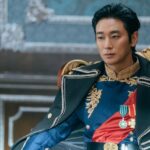 「再婚承認を要求します」チュ・ジフン、衣装にナチス勲章を？ …制作会社が謝罪「深刻性を深く認知している」