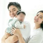 学園ドラマ「ゆれながら咲く花」から誕生したカップル…パク・セヨン＆クァク・ジョンウク夫婦、誕生200日の娘と家族写真