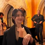 シン・ミナ、ディズニーに入城した皇后ナビエに..優雅の中に可愛さをスプーン1杯