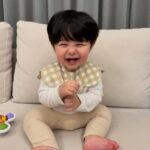 シム・ヒョンタク＆サヤさん夫妻の息子、ライオンヘアをカット…さらに際立つ“人形のような美貌”