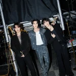 「BTS」JIN、J-HOPE&JUNG KOOKと肩を組んでスリーショット…JINアンコールファンコンのビハインド 「BTS」JIN、J-HOPE&JUNG KOOKと肩を組んでスリーショット…JINアンコールファンコンのビハインド