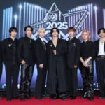 “INI”  (アイエヌアイ) 豪華アーティストが集結する音楽の祭典 『2025 KOREA GRAND MUSIC AWARDS』  「Kpop Global Artist」を受賞!