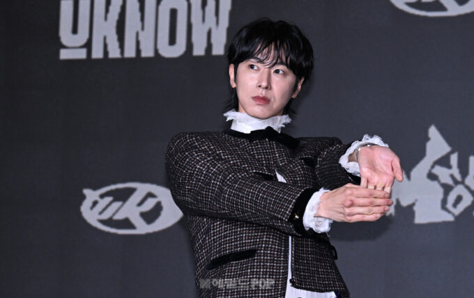 「インタビュー」「東方神起」ユンホ、1stフルアルバムでカムバック…「4番目のレッスン」はどうだろうか