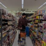 「SHINee」KEY（キー）、日本のコンビニでカートで買い物する姿が話題