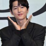 俳優ソン・ジュンギ、新ドラマ「ラブクラウド」に出演確定…結婚後も健在なラブコメキング