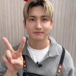 「東方神起」チャンミン、頭にハートを付けてかわいいピース