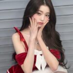 「IVE」チャン・ウォニョン、サンタガールに変身…キュートでセクシーなビジュアル