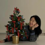 イ・ヨンエ、「清楚＋美しさ」の擬人化…穏やかなクリスマスツリー作りで爆笑？