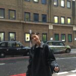 女優チョン・ソミン、旅行中でもロマンチックコメディーの主人公のようなビジュアル