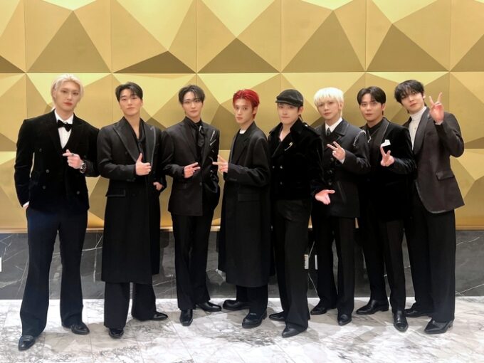 「ATEEZ」、米英年末決算チャート掌握…ワールドクラスの威厳（動画あり）