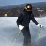 チャン・グンソク、プロ並みのスキーの腕前披露…最後の転倒は愛嬌（動画あり）