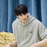 俳優ビョン・ウソクがキャンプ場のスタッフに！…ユ・ジェソクと初のバラエティ番組に出演…「ユ・ジェソクの集まれ！破天荒ハウス」