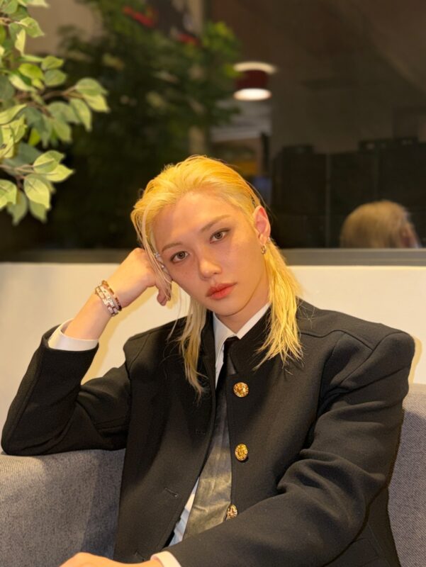 Stray Kids」フィリックス、フランス・パリから伝えたシックな近況 | K