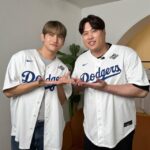 「東方神起」チャンミン、YouTubeコンテンツ「メジャーリーグトーク」出演認証ショット公開…“リュ・ヒョンジン選手を探せ”（動画あり）