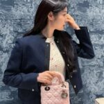 「フィギュアクイーン」キム・ヨナ、高級ブランドバッグを持って優雅な美貌…コ・ウリムが惚れた女神