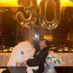 「BLACKPINK」JENNIE、シナモロールと一緒…30歳の誕生日パーティーの近況を報告