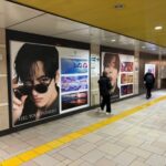 【フォト/ 動画】韓国リゾート・パラダイスシティアンバサダー「BTS」V、表参道駅に広がるVの世界　期間限定広告ジャック