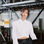 イム・スヒャン、細いウエストラインを出したクロップドシャツ…限界のない女神ビジュ