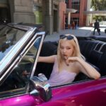 「BLACKPINK」ROSE、バービー人形のような美脚を披露