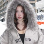 <トレンドブログ>「TWICE」モモ、雪のニューヨークで披露した鍛え抜かれた腹筋…圧倒的なビジュアル